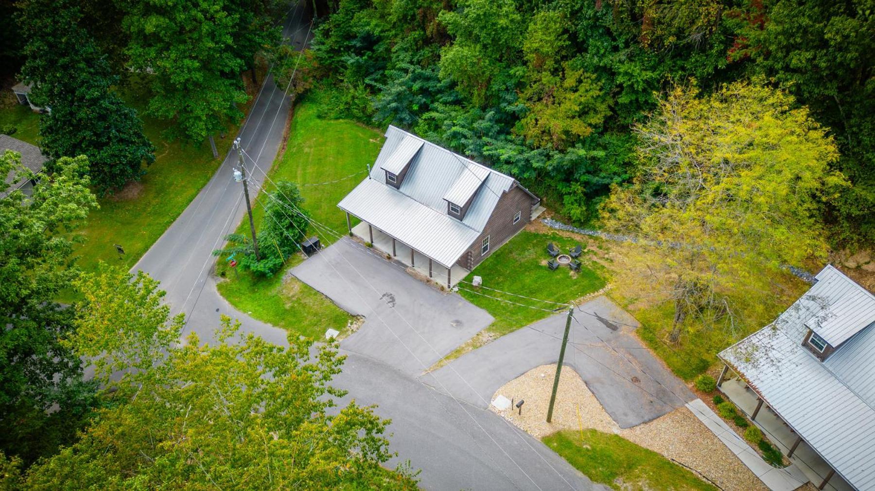 Bear Clubhouse Hot Tub, 1Mile From The Parkway, 900 In Free Tickets! Villa Pigeon Forge Exteriör bild