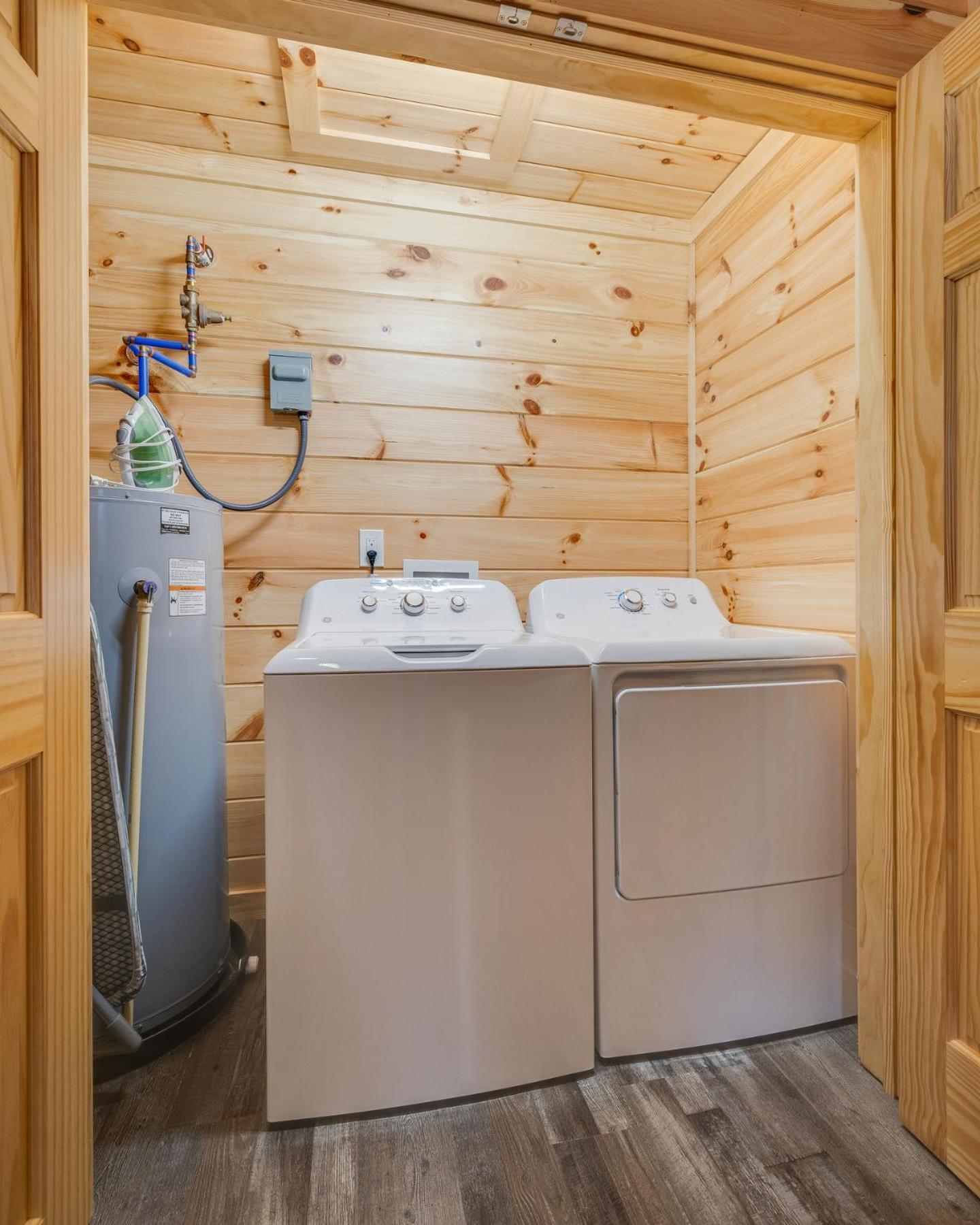 Bear Clubhouse Hot Tub, 1Mile From The Parkway, 900 In Free Tickets! Villa Pigeon Forge Exteriör bild
