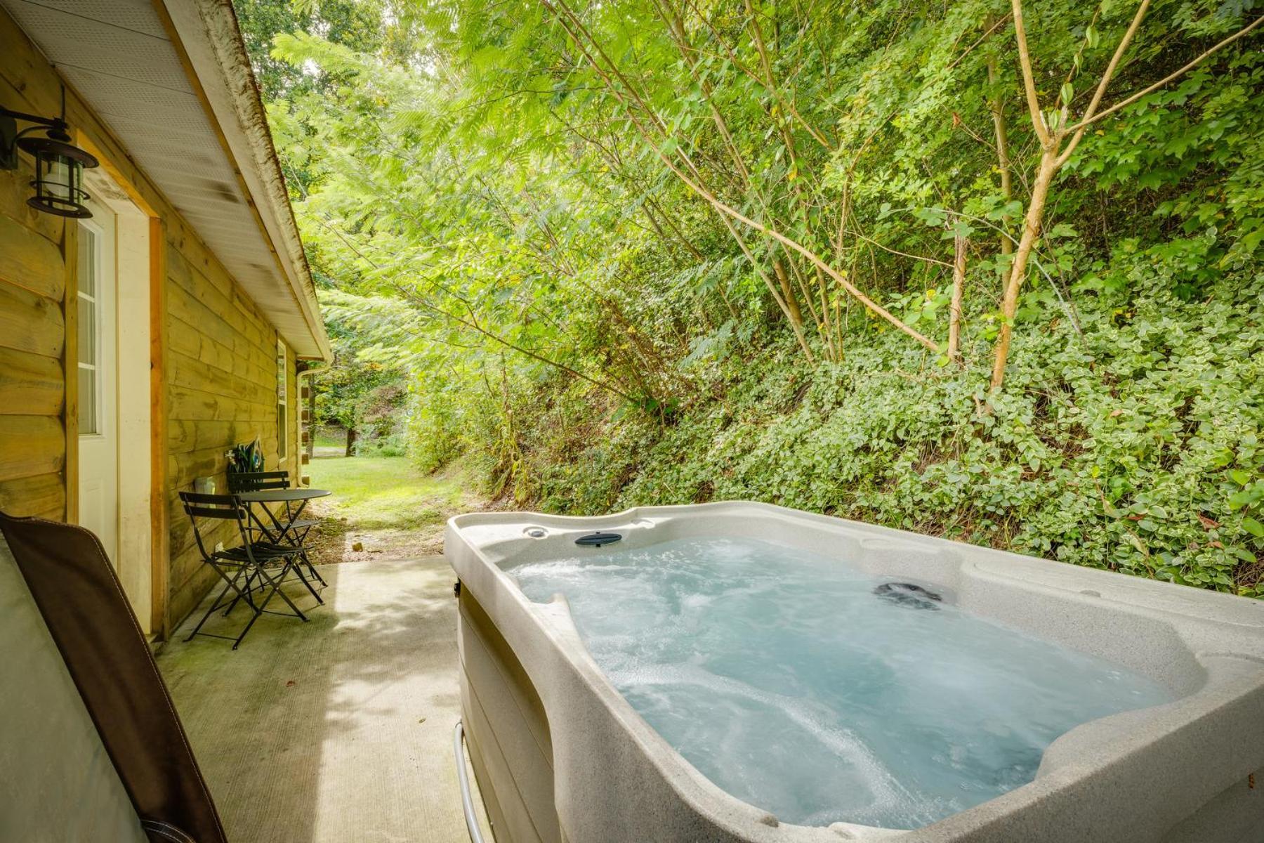 Bear Clubhouse Hot Tub, 1Mile From The Parkway, 900 In Free Tickets! Villa Pigeon Forge Exteriör bild