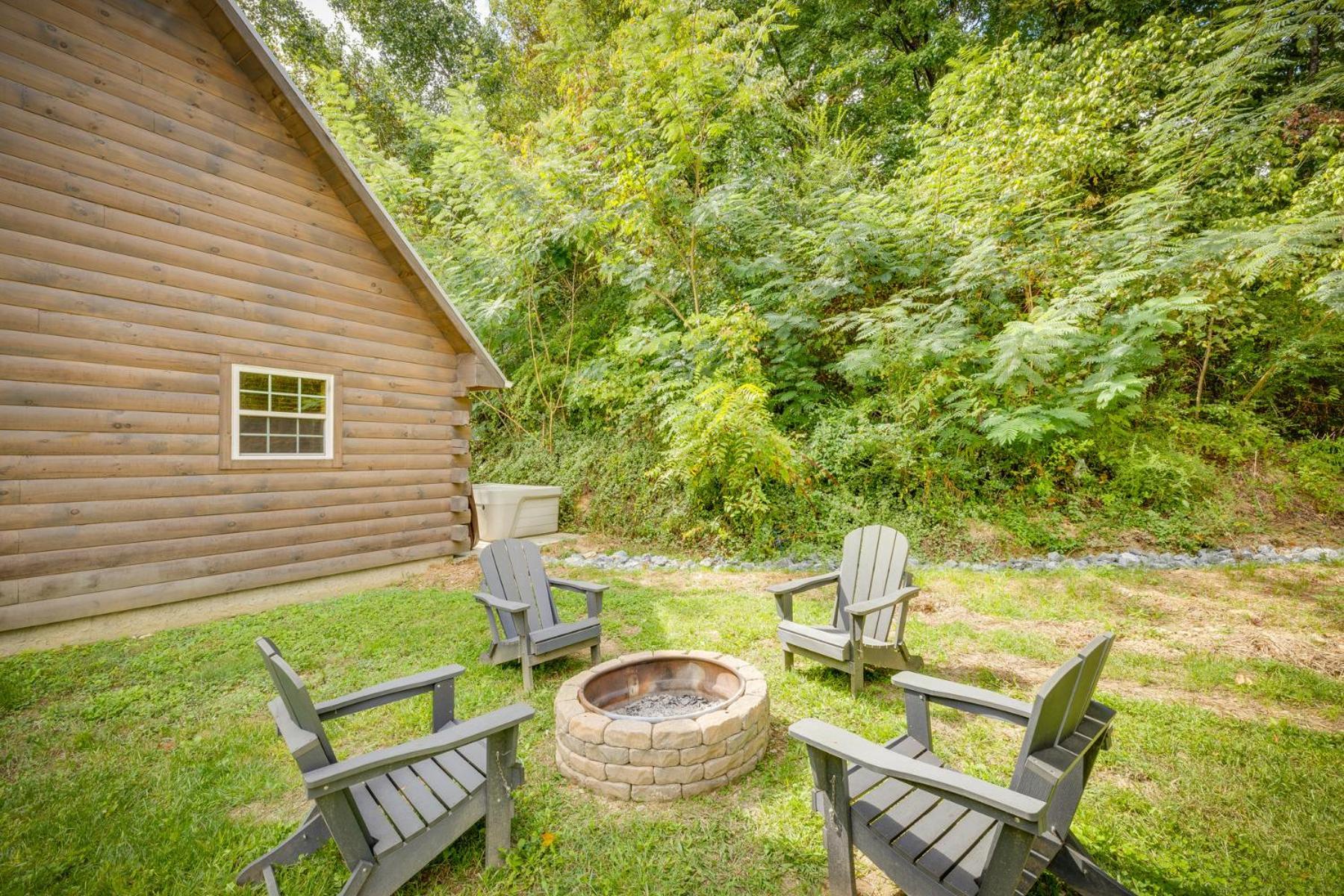 Bear Clubhouse Hot Tub, 1Mile From The Parkway, 900 In Free Tickets! Villa Pigeon Forge Exteriör bild